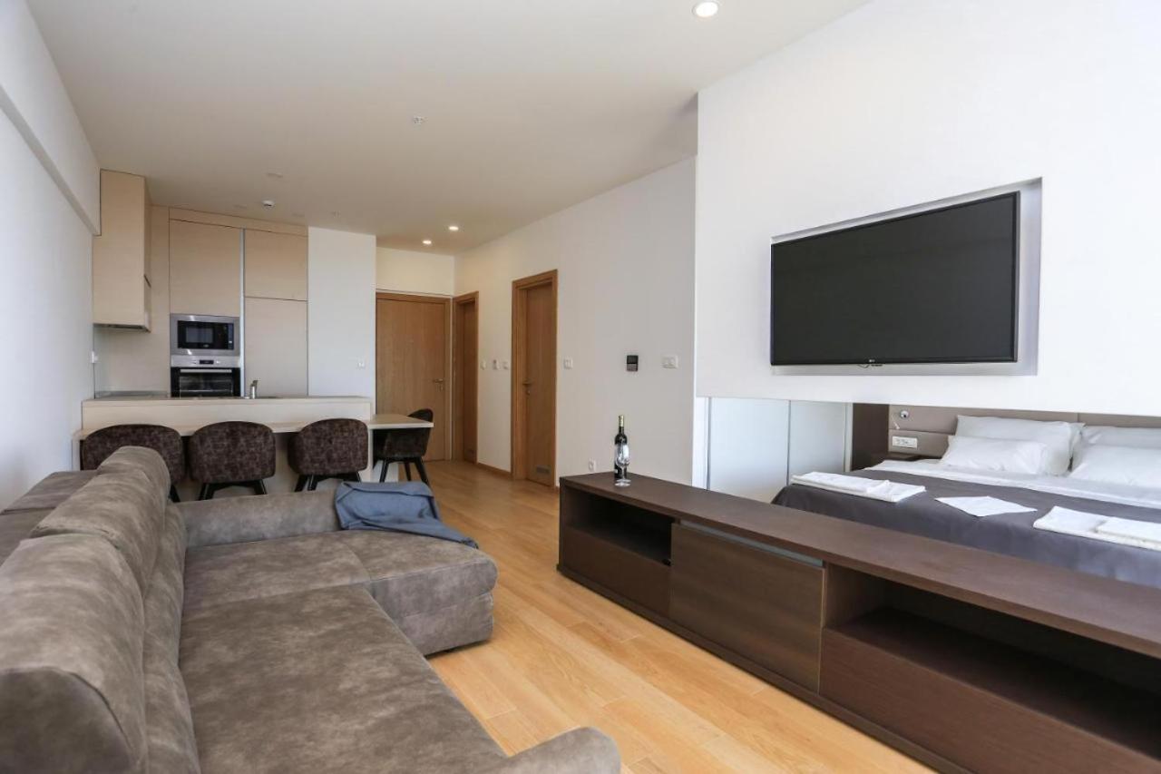 Apartments Lux Budva Ngoại thất bức ảnh
