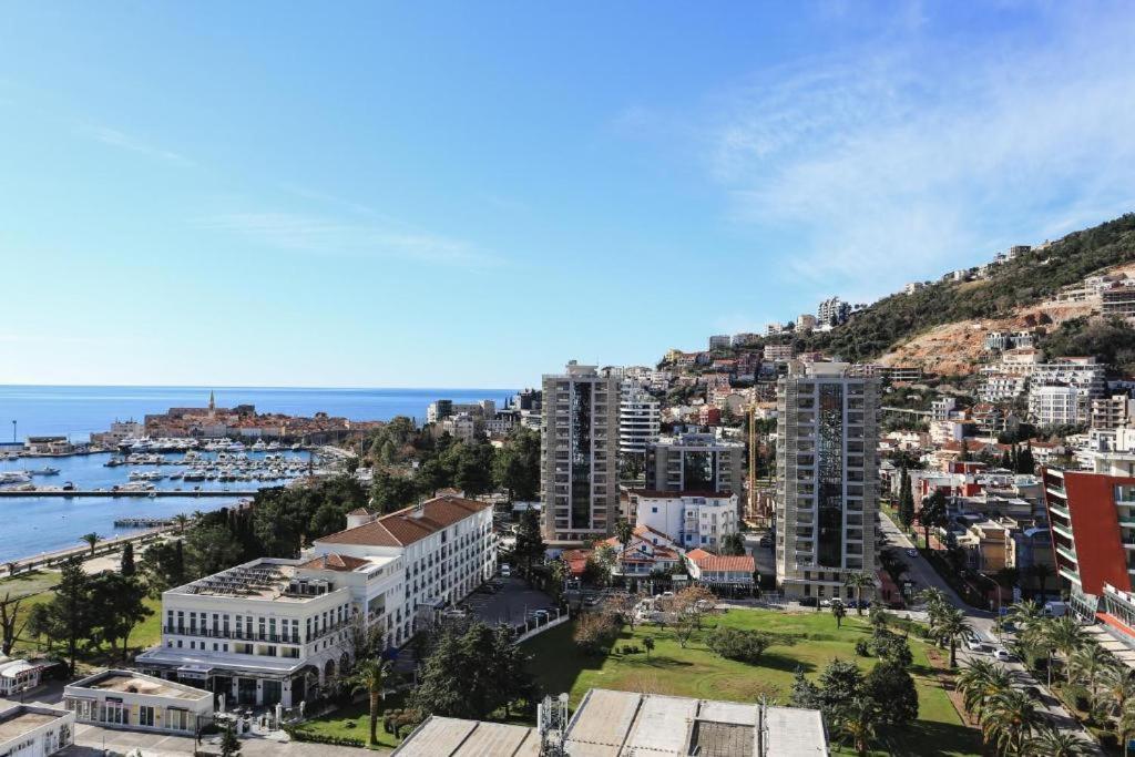 Apartments Lux Budva Phòng bức ảnh